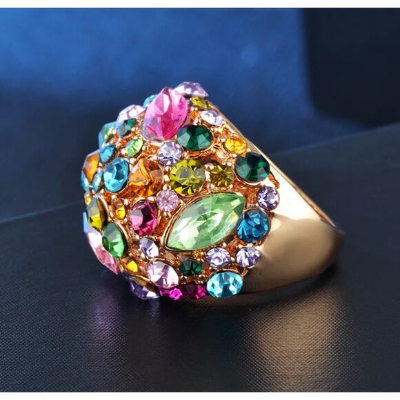Sparkling Crystal Cocktail Ring Size 6 Statement Bright Pastels Whimsy - Picture 4 of 5